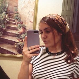 Meet your Posher, Ari